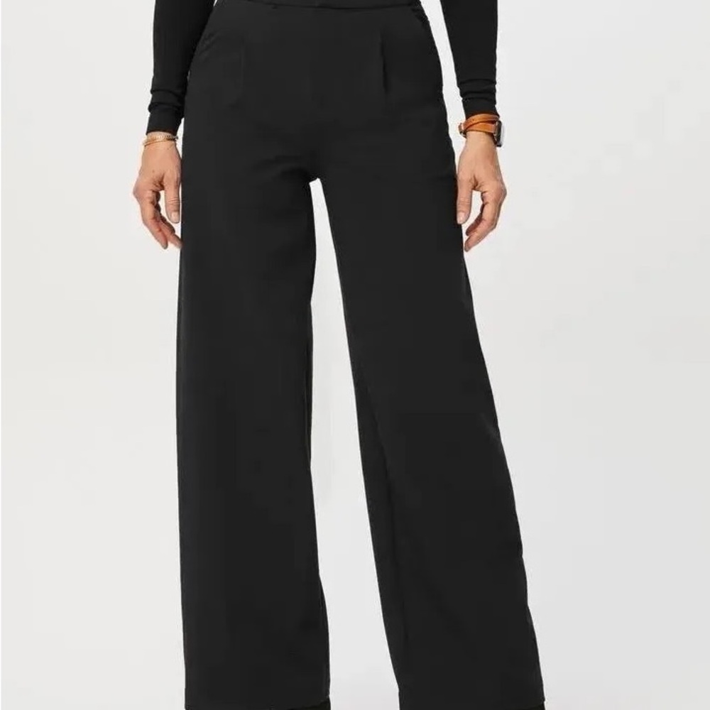 Figs Black High Waisted Wide Leg Trouser Professional Scrub Pant medium NWT